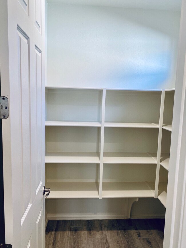 Kitchen Pantry - 44124 W Palo Olmo Rd