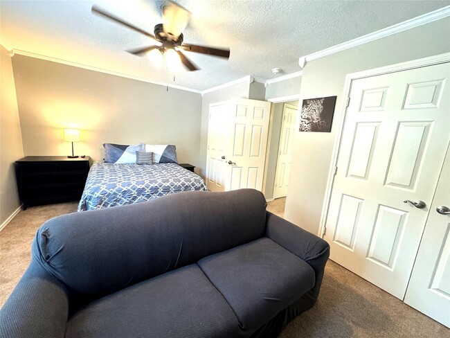 Building Photo - 195 Blushwood Pl