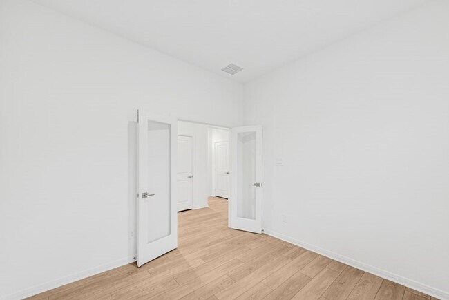 Building Photo - 326 Prairie Warbler St