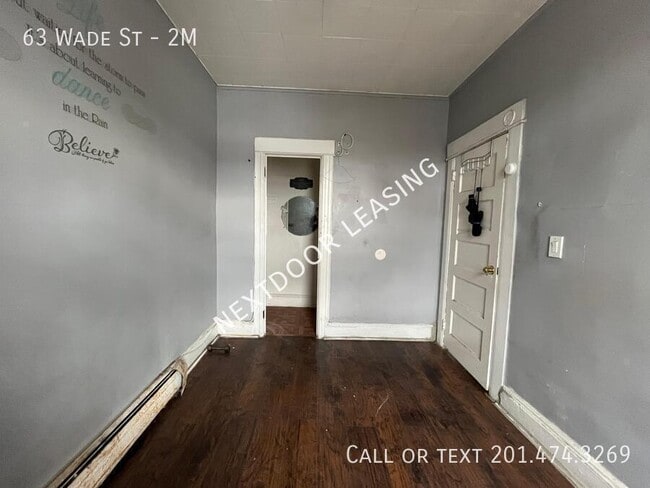 Building Photo - 63 Wade St