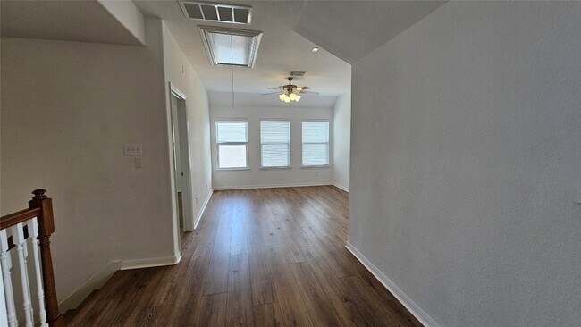 Building Photo - 9407 Herons Grove Ln