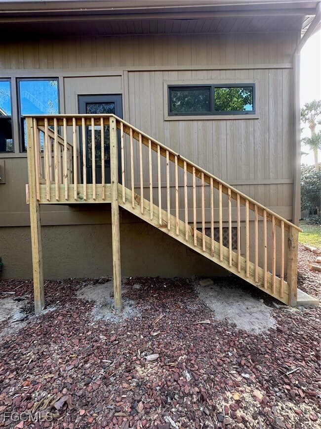 Building Photo - 17502 Island Inlet Ct