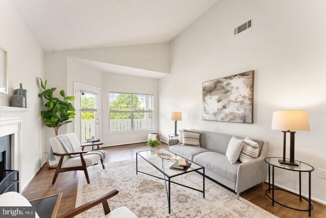 Building Photo - 14309 Climbing Rose Way