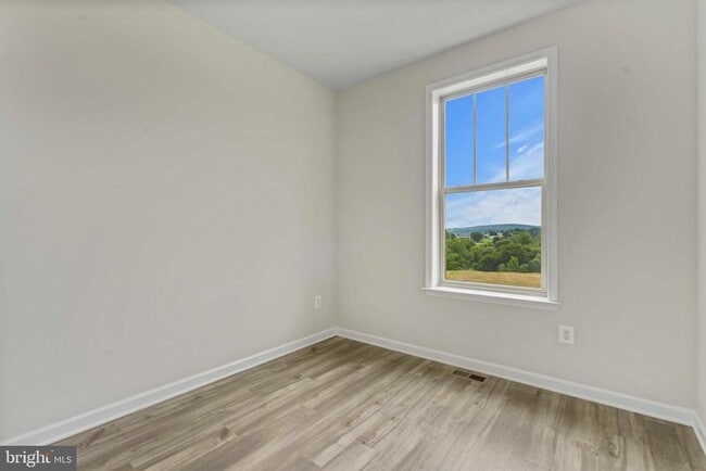 Building Photo - 5903 Garden Walk Dr