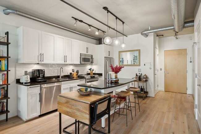 Building Photo - 2125 14th St NW