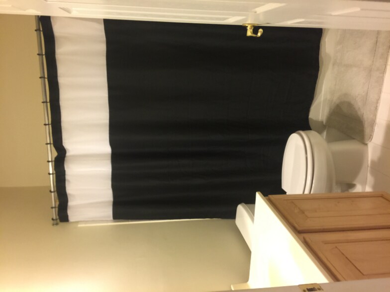 Building Photo - 10000 Caskadilla Ln