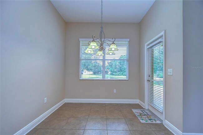 Building Photo - 3341 Grassglen Pl