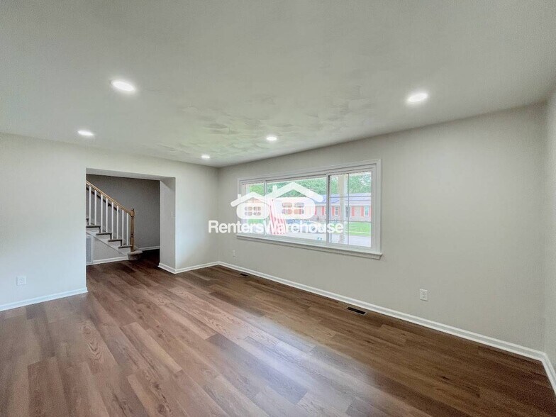 Building Photo - 2147 Haverford Dr