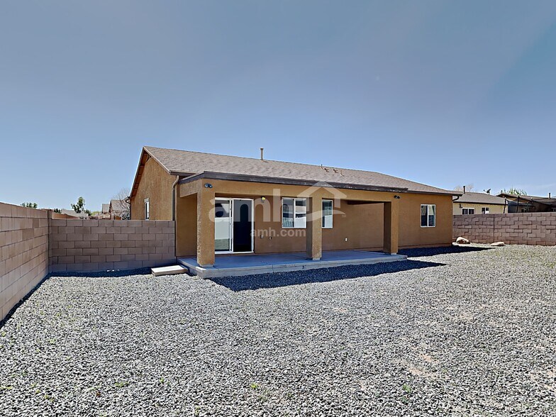 Building Photo - 8364 W Green Kingfisher Ln