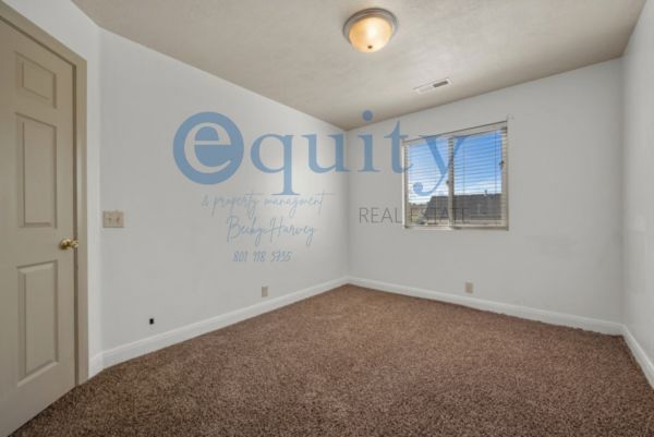 Building Photo - 309 Dawson Dr W