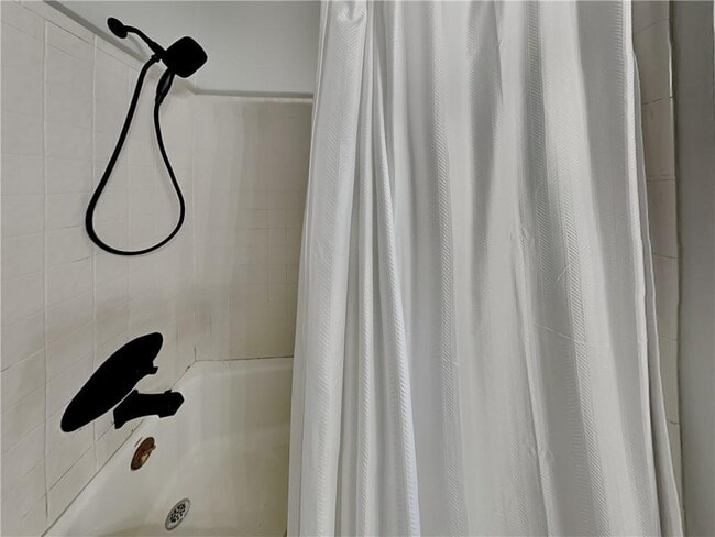 Building Photo - 456 Mark Ave