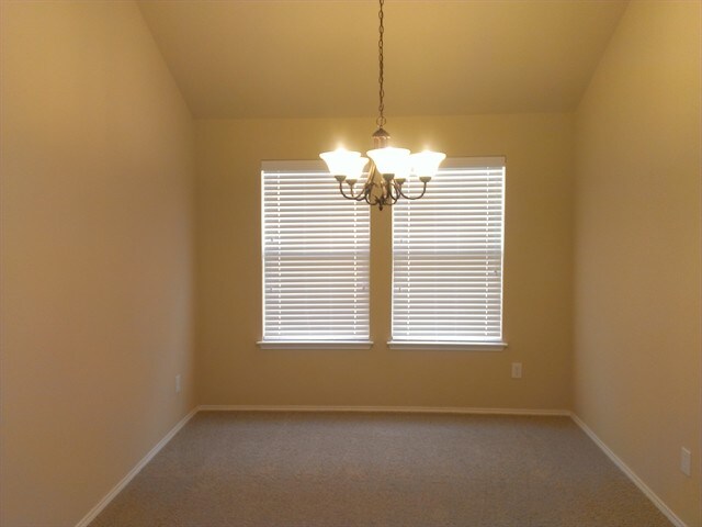 Building Photo - 5004 Birchwood Dr