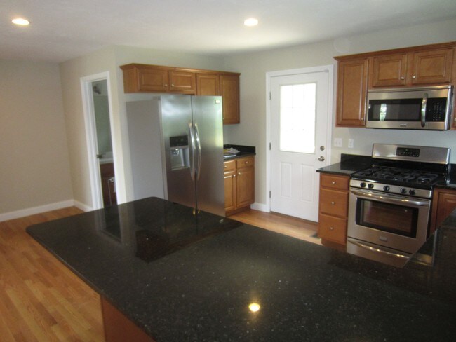 Building Photo - William Waye