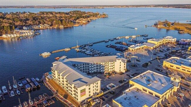 Building Photo - 15260 TX-105