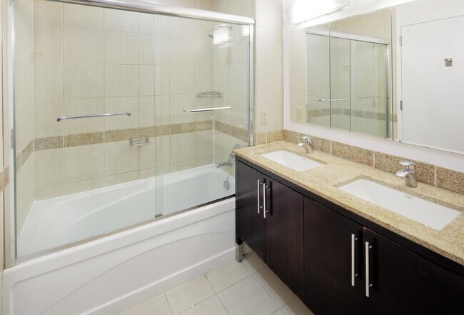 Building Photo - 20 Newport Pkwy