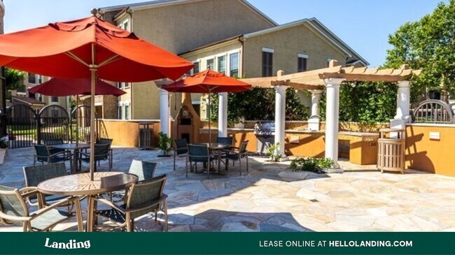 Building Photo - 700 Cobia Dr