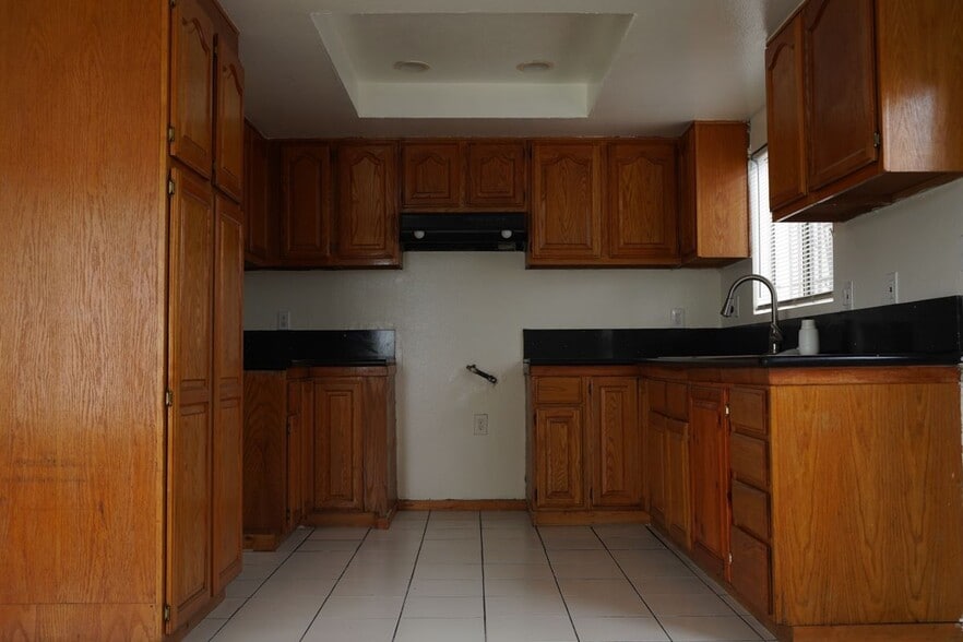 Building Photo - 12149 Alondra Blvd