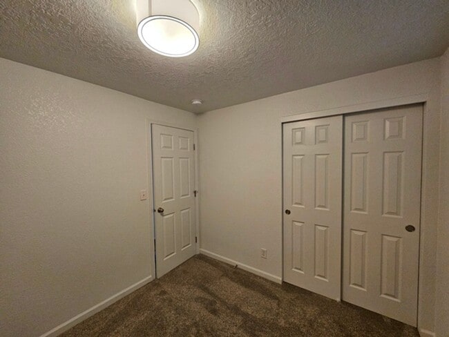 Building Photo - 3Bd/2Ba Single Story Home-Available to view beginning 4/27/2026!