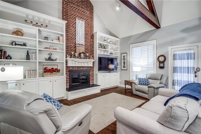 Building Photo - 16107 Wimbledon Forest Dr