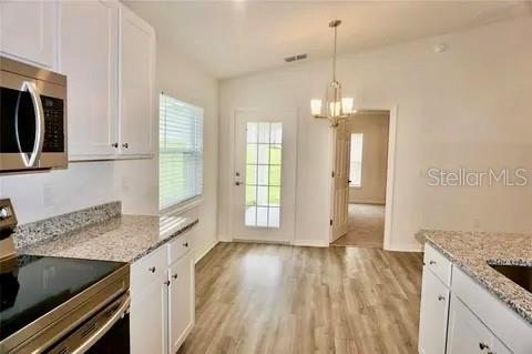 Building Photo - 2607 Tulip Dr