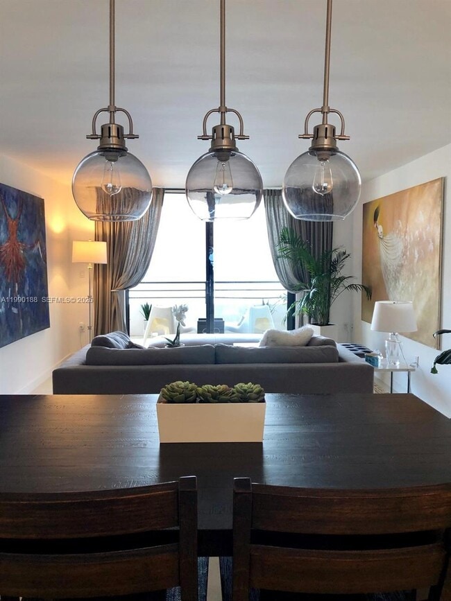 Building Photo - 2333 Brickell Ave