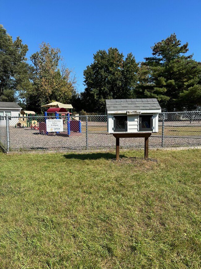 Building Photo - 115 Terrace Ct