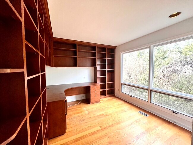 Office - 56 Red Coat Rd