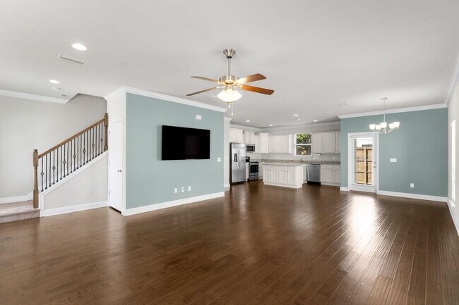 Building Photo - 163 Mosaic Oaks Cir