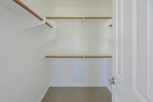 Building Photo - La Mesa 2BR + Office Room Townhome-Style Condo with 2-Car Garage Parking