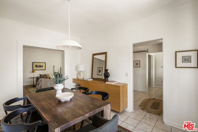 Building Photo - 1147 Westmoreland Ave