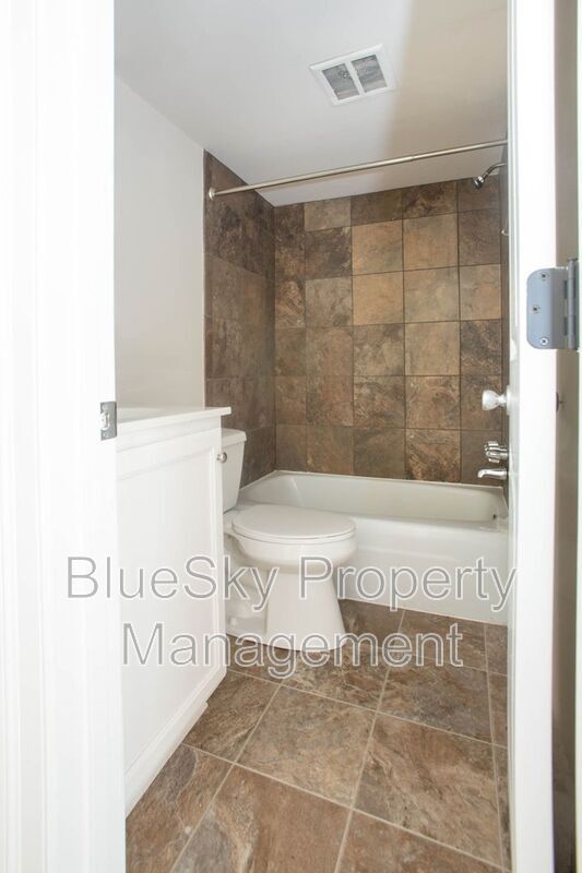 Building Photo - 249 Stribling Ave