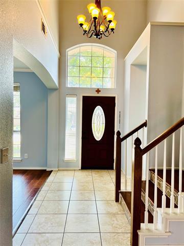 Building Photo - 1715 Mapleleaf Falls Dr