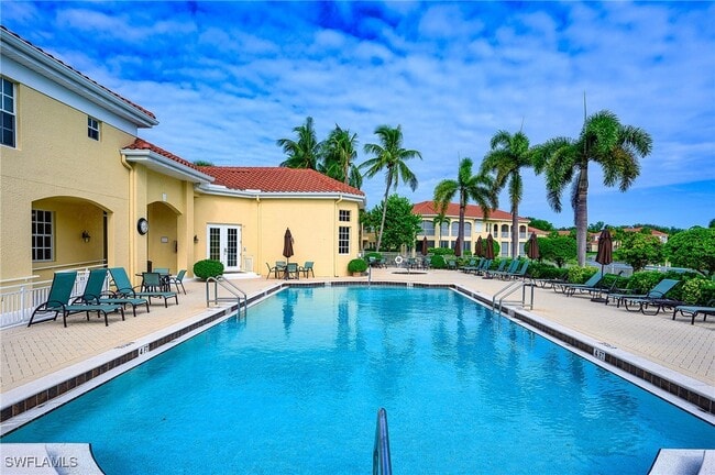 Building Photo - 900 L'Ambiance Cir