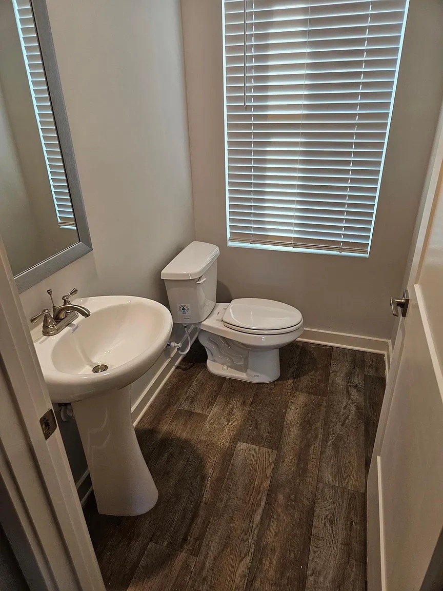 Building Photo - Room in House on Hibiscus Wy