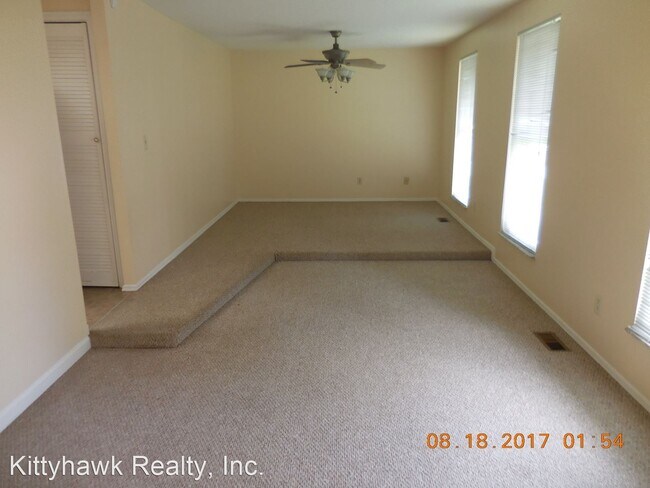 Building Photo - 3 br, 2 bath House - 7310 Kirkview Drive