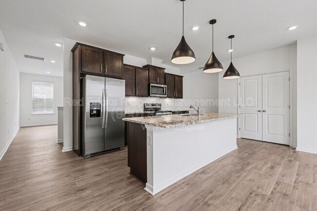 Building Photo - 5011 Rill Ct