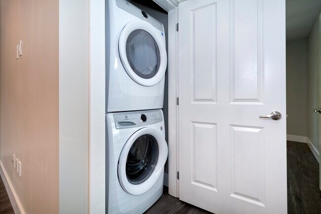 Building Photo - 50 Country Way