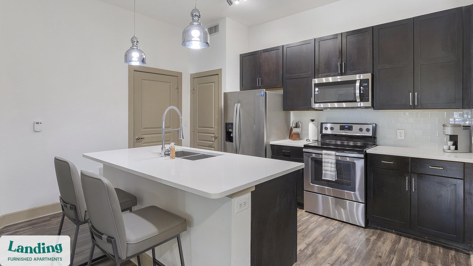 Building Photo - 5005 Galleria Dr