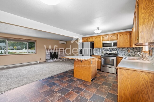 Building Photo - 4 Bedroom Home In Spokane Valley