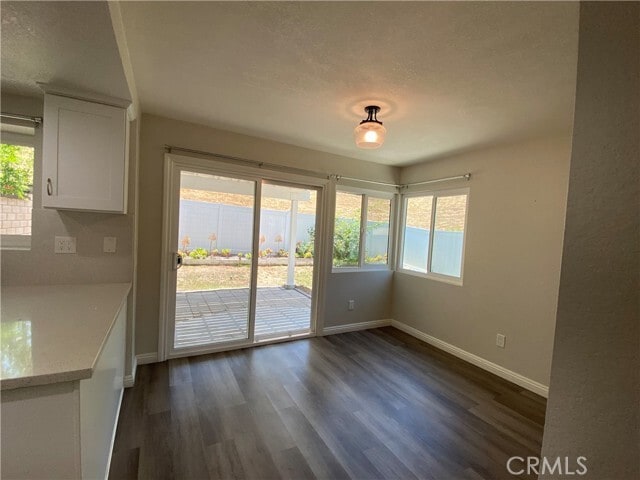 Building Photo - 2705 Fairlane Pl