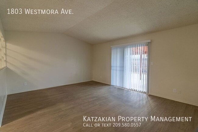 Building Photo - 1803 Westmora Ave
