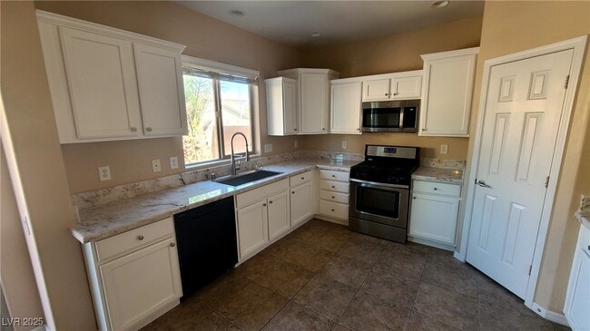 Building Photo - 6842 Feral Dove St
