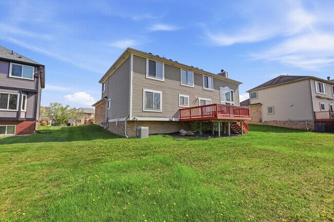 Building Photo - 26493 Isleworth Point