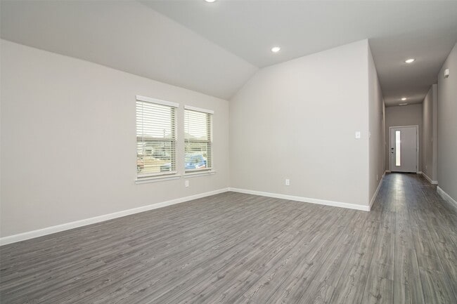 Building Photo - 5406 Big Thicket Ln