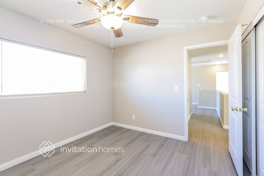 Building Photo - 4820 Golden Shimmer Ave