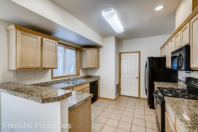 Building Photo - 3 br, 2.5 bath House - 18965 108th LN SE