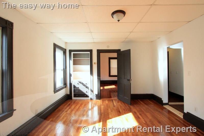 Building Photo - 53 Hinckley St