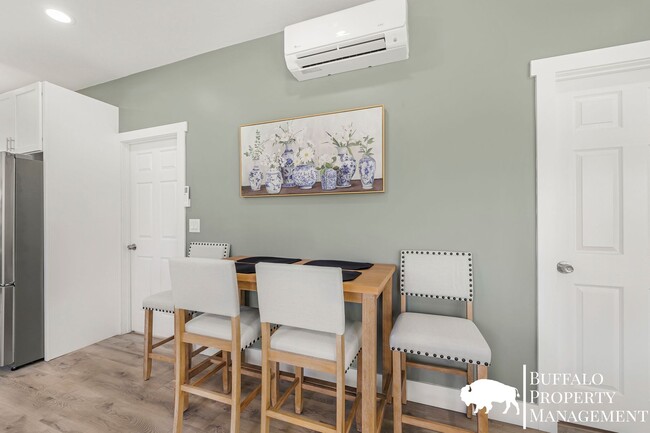 Building Photo - Brand new fully furnished home available for rent!!