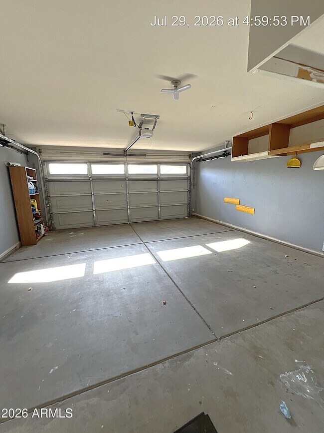Building Photo - 5431 N Ormondo Way