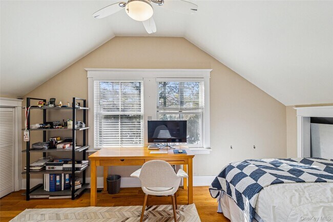 Building Photo - 38 Baycrest Ave